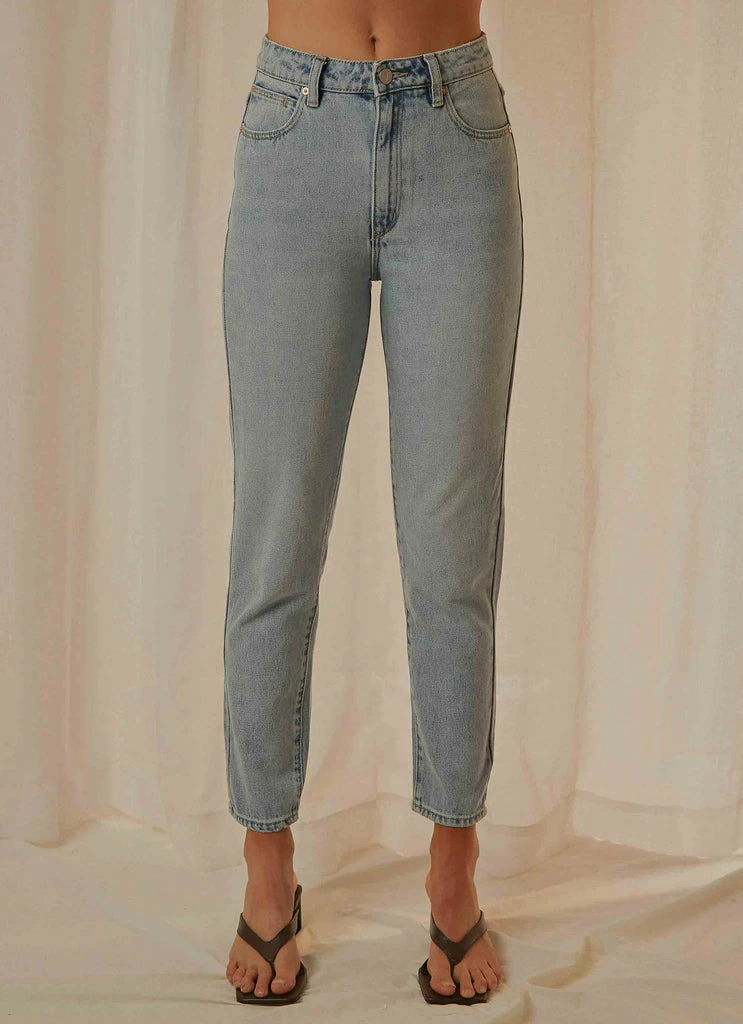 Abrand - A 94' High Slim Jean - Billie