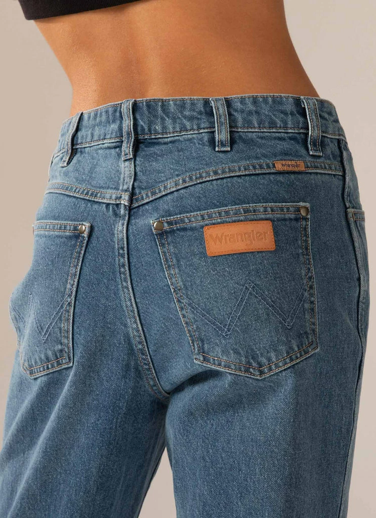 Wrangler - Cindy Relaxed Straight - Exploration - Image 3