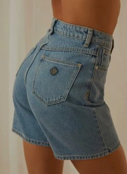 Abrand - A Carrie Short - Georgia