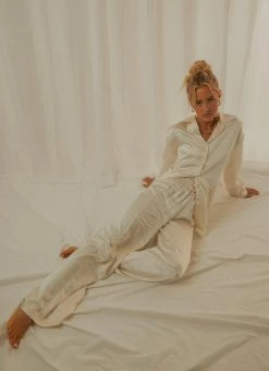 4th & Reckless 4th & Reckless - Ward Trouser - Nude Satin