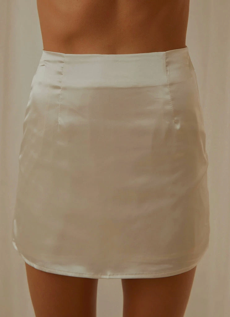 Peppermayo Exclusive - Hearts Beating Mini Skirt - Ivory - Image 3
