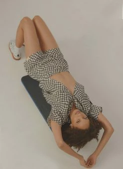 Vacancy Supply - Turbocharge Organic Linen Shorts - Charcoal - White